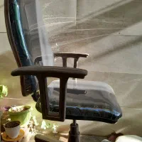 صندلی چرخدارقابل تنظیم ارتفاع|صندلی و نیمکت|همدان, |دیوار