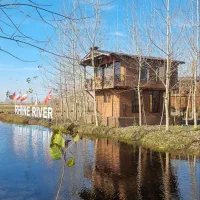 فرصت فروش ویژه کلبه چوبی درجزیره|فروش خانه و ویلا|اصفهان, ارداجی|دیوار