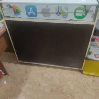 میز و ویترین