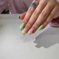کاشت ناخن تخفیف ویژه به مدت یک هفته