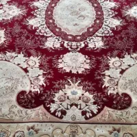 قالی کاملا تمیز کارکرده ولی سالم خوشرنگ