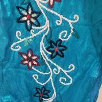 دوخت لباس محلی ومهره دوزی لباس شما|لباس|شیراز, کرونی(خاتونک)|دیوار