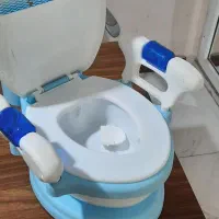 صندلی غذاخوری کودک برند Chicco وتوالت فرنگی کودک|تخت و صندلی بچه|کرج, خرمدشت|دیوار