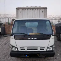 کامیونت ایسوزو ۶تن مدل ۹۰ میلنگ طلایی