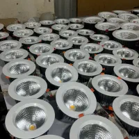 تعدادی cob مناسب نمایشگاه ها|لامپ و چراغ|تهران, حکیمیه|دیوار