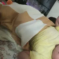 یه نایلون بزرگ لباس نوزادی