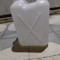 ۷ دبه ۲۰ لیتری دونه ای ۱۳۰تومن