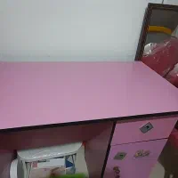 صندلی ومیز زیر ۲۰سال|میز تحریر و کامپیوتر|رشت, باهنر|دیوار