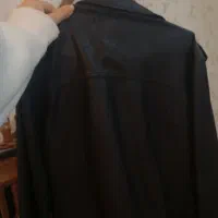 کت چرم|لباس|رشت, شهریاران|دیوار