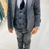 کت شلوار طوسی