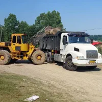 پیمانکاری عمرانی (لودر و کمپرسی)حمل شن و ماسه