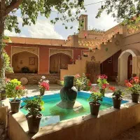 اجاره روزانه/هفتگی هتل بومگردی سنتی،مدرن|اجارهٔ کوتاه‌مدت ویلا و باغ|نطنز, |دیوار