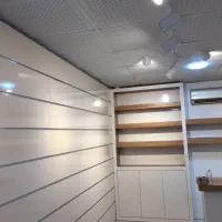 فروش دکور مغازه موبایل فروشی با بهترین کیفیت چوب|فروشگاه و مغازه|رشت, علی آباد|دیوار