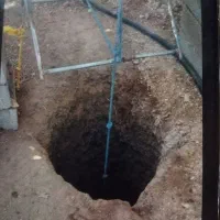 چاه کن فاضلاب ۲۴ساعت داخل شهر