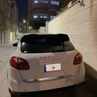 پورشه کاین v6