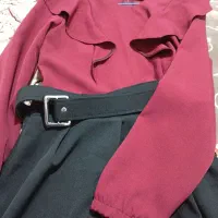 تعدادی لباس زنانه باقیمت مناسب به فروش میرسد