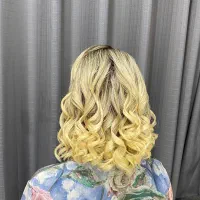 استخدام دستیار رنگ کراتین شینیون پورسانت عالی