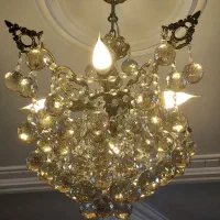 لوستر برنزی|لوستر و چراغ آویز|قم, علی آباد سعدگان|دیوار