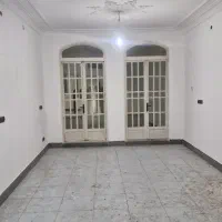 طبقه اول روی مغازه ۷۵ متر راه جدا رهن واجاره