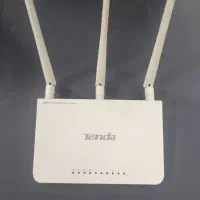 تعدادی مودم و روتر شبکه