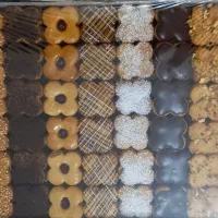 تولیید کننده و پخش شیرینی عسلی آلمانی مربایی مشهدی