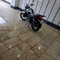 Ds200 موتور سیکلت