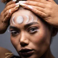 آموزش تخصصی اکستنشن مژه ولیفت مژه وابرو