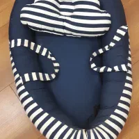 تشک گارد دار به همراه بالش کاملا سالم و نو