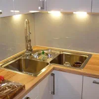 تاسیسات لوله کشی آب و فاضلاب و تعمیرات شیرالات