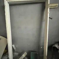 چارچوب فلزی