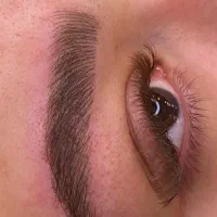 ارایش دائم و کاشت مژه