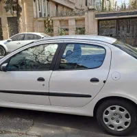 پژو ۲۰۶ صندوقدار v10 مدل ۱۳۸۷ دوگانه کارخانه