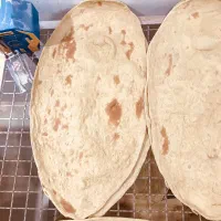 نان خانگی با آرد کامل گندم