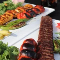 استخدام نیروی کمک آشپز و کباب زن