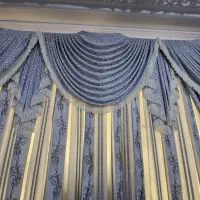 پرده پذیرایی طول ۲مترو ۱۰سانت وعرض۳/۵متر