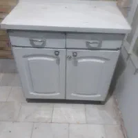 کمد فلزی در حد نو