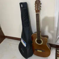 گیتار کلاسیک یوسنگ
