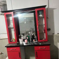 کمد آینه ای سالن آرایشگاه