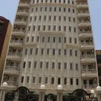 سه-خواب-130متری-خیابان-دانشگاه