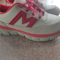 کفش سالم  خودم خریدم از پای پسرم تنگه  شماره 35