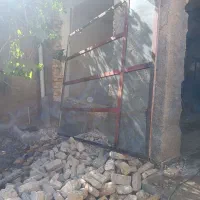تعدادی در و پنجره