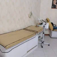 اجاره میز وصندلی درسالن زیبا