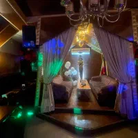 استخدام صندوق دار و ویتر خانم برای کافه رستوران