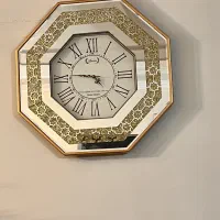 ساعت دیواری بسیار نو