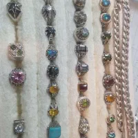 ۳۲ عدد انگشتر نقره با۸۰ درصد نگین جواهری فقط کلی