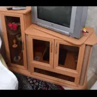 زیر تلویزیون چوبی