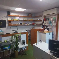 اجاره مغازه با دکور|اجارهٔ مغازه و غرفه|رشت, سعدی (تختی)|دیوار