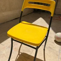صندلی پلاستیکی