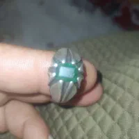 فروش انگشتر سنگ زمرد اصل افقان رکاب نقره