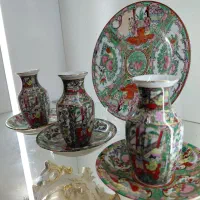 ست گلدون و نلبکی مینیاتوری گل مرغی